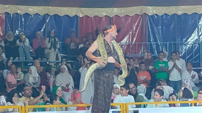 بنجاح ساحق السيرك القومي يواصل عروضه بالعريش وسط حشد جماهيري كبير.. صور 