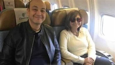 لميس الحديدي ترد على صورتها مع زوجها.. وتعلن توقف برنامجها لهذا السبب!