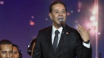 غدًا.. مدحت صالح يفتتح مهرجان القلعة الدولي للموسيقى والغناء