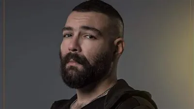 أدهم سليمان يعلن عن مفاجأة لجمهوره عبر إنستجرام 