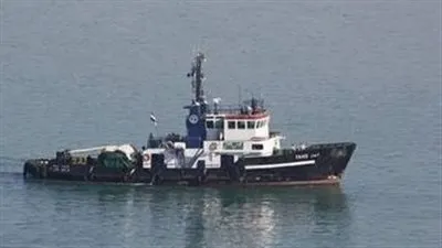 من المتسبب في غرق القاطرة فهد؟.. رئيس قناة السويس يكشف التفاصيل