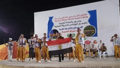 إقبال كبير.. عروض 