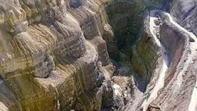 قصة رجل وصل إلى سد يأجوج ومأجوج.. ورؤية أفزعت هارون الرشيد قبل 1200سنة