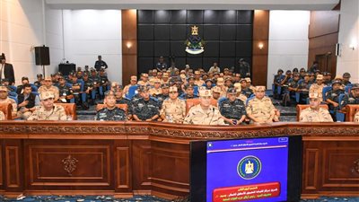 رئيس الأركان يشهد تنفيذ مشروع مراكز القيادة التعبوي للأسطول الشمالي للقوات البحرية