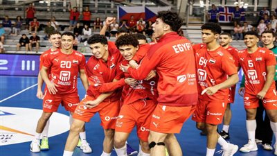  البرازيل تتقدم على مصر في الشوط الأول من بطولة العالم لكرة اليد مواليد 2004