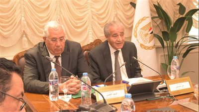 بمقر التموين بالعاصمة الجديدة.. اجتماع موسع لتنظيم موسم إنتاج السكر القادم