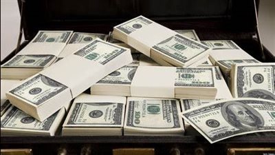 الأخضر تحت السيطرة.. سعر الدولار اليوم مقابل الجنيه بالسوق السوداء والبنوك 