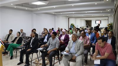 مدير معهد إعداد القادة يشيد بإرادة وعزيمة الطلاب ذوي القدرات الفائقة