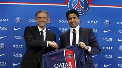 ليس بينهم مبابي.. إنريكي يطلب رحيل خماسي باريس سان جيرمان