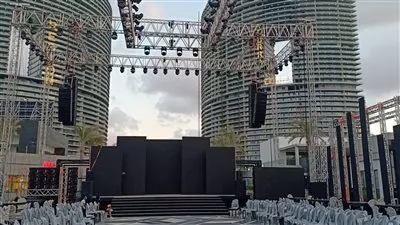 التجهيزات الأخيرة لعرض أزياء العالمي مايكل سينكو وحفل رامي عياش بالعملين (صور) 