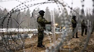 بولندا ترسل 10 آلاف جندي إلى حدود بيلاروسيا 