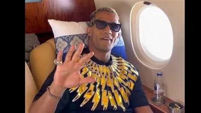 من داخل طائرته الخاصة.. أول رد من محمد رمضان بعد غلق أغنيه 