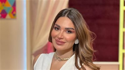 سارة نخلة عن عزاء منحة زيتون: الوسط الفني كان فين؟.. والعزا بيتراح حسب النجومية