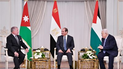 المصالحة وإحياء السلام.. هل تنجح القمة الثلاثية في حل القضية الفلسطينية؟