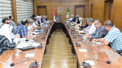 محافظ الدقهلية: خطة بديلة لنقل وتسكين العاملين بالمنشآت الحكومية الصادر لها قرارات إزالة