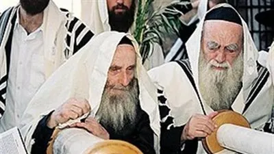 يهددون حكومة نتنياهو.. كل ما تريد معرفته عن جماعة الحريديم