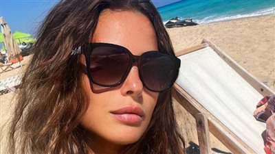 إيمان العاصي تتألق في أحدث ظهور لها