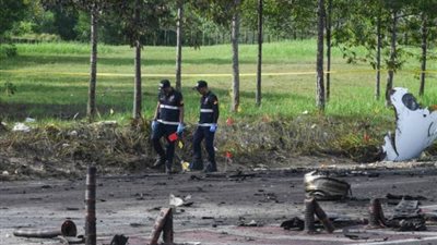 مقتل 10 أشخاص إثر تحطم طائرة صغيرة في ماليزيا