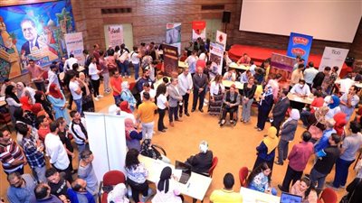 وزارة العمل تكشف تفاصيل توفير 5700 فرصة عمل في 12 محافظة (فيديو)