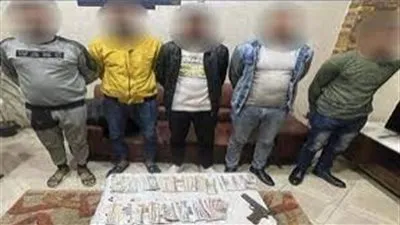 3 تهم وجهتها النيابة لعصابة الشرطة المزيفة بالبساتين (تفاصيل)