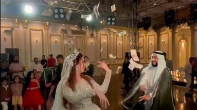 انهيار ثقافي وجنون المال.. خبراء يحللون الدوافع الخفية في فيديو العريس الخليجي