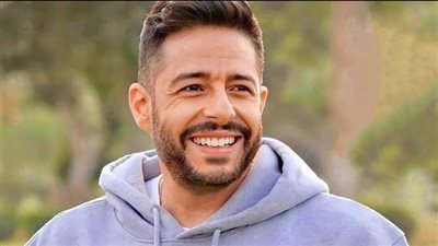 محمد حماقي يحقق مليون و200 ألف مشاهدة بـ أغنية 