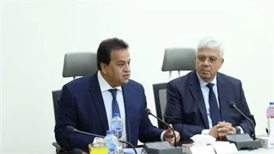 توقيع 3 بروتوكولات تعاون بين وزارتي الصحة والتعليم العالي