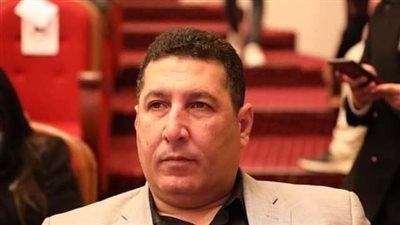 رئيس جامعة الأزهر يكلف الدكتورعماد سعيد والدكتورة منى صبحي وكيلا لكلية التجارة والدراسات العليا والبحوث