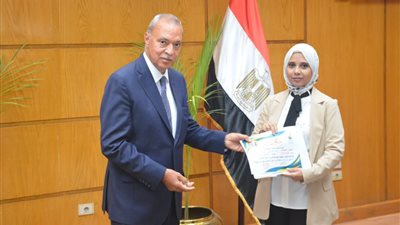 محافظ القليوبية يشهد حفل تكريم أوائل الشهادات العامة