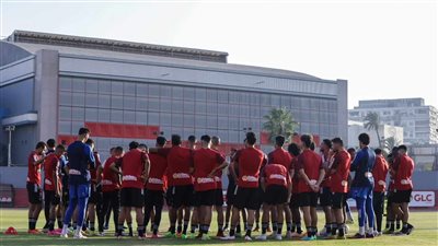 الأهلي يعود للتدريبات بعد انتهاء فترة الراحة بمشاركة نيدفيد وصلاح محسن