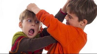 أستاذ طب نفسي: 