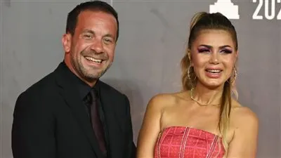 نجوم يتألقون مع أزواجهم وزوجاتهن على ريد كاربت القاهرة للدراما في دورته الثانية (صور)