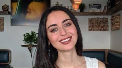 جمعت تبرعات لـ أولى أغانيها ودخلت موسوعة غينيس.. ما لا تعرفه عن السورية فايا يونان