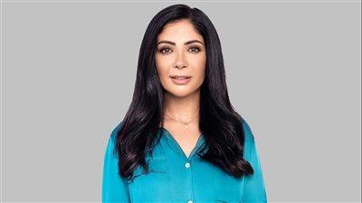 منى زكي: “لو ما اشتغلتش ممثلة كنت أحب أشتغل مدربة يوجا