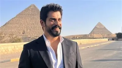 بعد تصدره التريند... ما هي أعمال الممثل التركي بوراك أوزجيفيت؟ 
