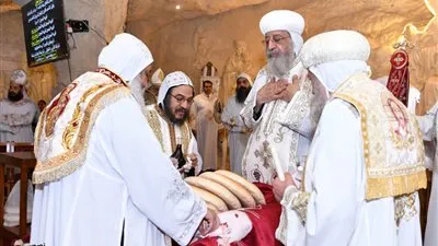 البابا تواضروس يشارك في سيمنار مجمع كهنة الإسكندرية