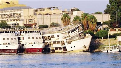 مغرقش بالكامل.. النقل تكشف تفاصيل الفندق المائل بالأقصر 