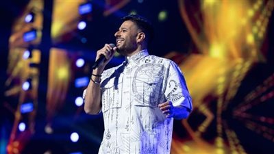 بالمركز السابع.. محمد حماقي يتصدر تريند يوتيوب بأغنية 'ايه السعادة دي'