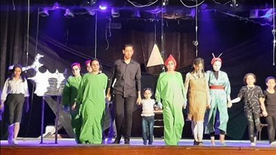 ختام العرض المسرحي 