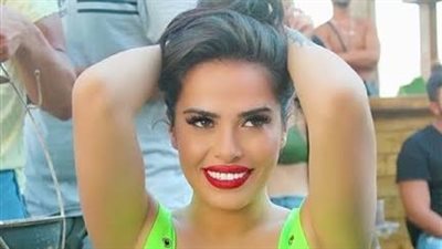 إهانة وألفاظ خادشة.. القصة الكاملة لأزمة المطربة سارة زكريا بعد حفلها الأخير 