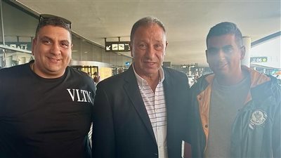 الخطيب يصل إلى النمسا لمتابعة معسكر الأهلي