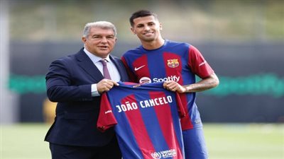 ماذا قال جواو كانسيلو بعد الانتقال إلى برشلونة؟