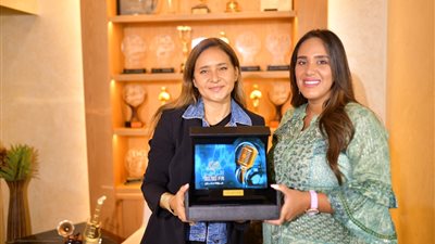 نيللي كريم ضيفة فاطمة مصطفى في 