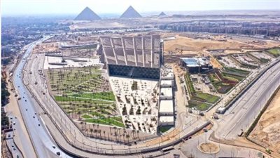 خدمات مرورية لتنفيذ الأعمال الخاصة بالممشى السياحى بالمتحف المصرى الكبير