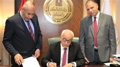 وزير التربية والتعليم يعتمد نتيجة الدور الثاني للثانوية العامة بنسبة 89.04%