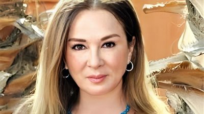 تعرف على قصة استغاثة نجلاء فتحي بوزيرة الثقافة 