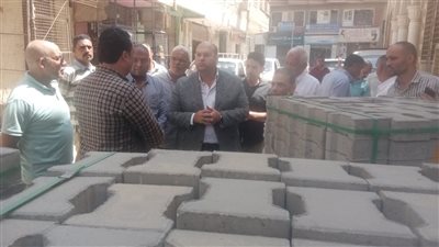 نائب محافظ الجيزة يتفقد تطوير الطرق والشوارع المدرجة بالخطة الاستثمارية بأوسيم (صور)