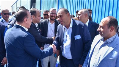 محافظ الاسكندرية ووزير التجارة يفتتحان المجمع الصناعي الأكبر بالشرق الأوسط
