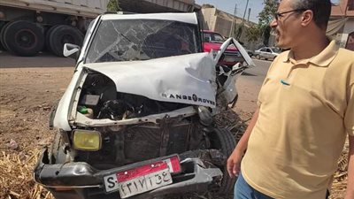بسبب اختلال عجلة سيارة نقل ثقيل.. تصادم 4 سيارات على الطريق الإقليمي بالمنوفية