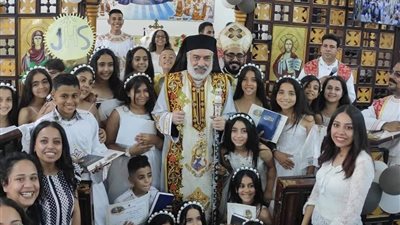 الأنبا باسيليوس يترأس قداس المناولة الاحتفالية بكنيسة العذراء ومار يوحنا بمنسافيس